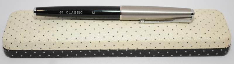 Parker 61 Series II black Classic mint NOS uninked, chalked. Boxed with leaflet. Ref. MC256 - Image 2 of 5