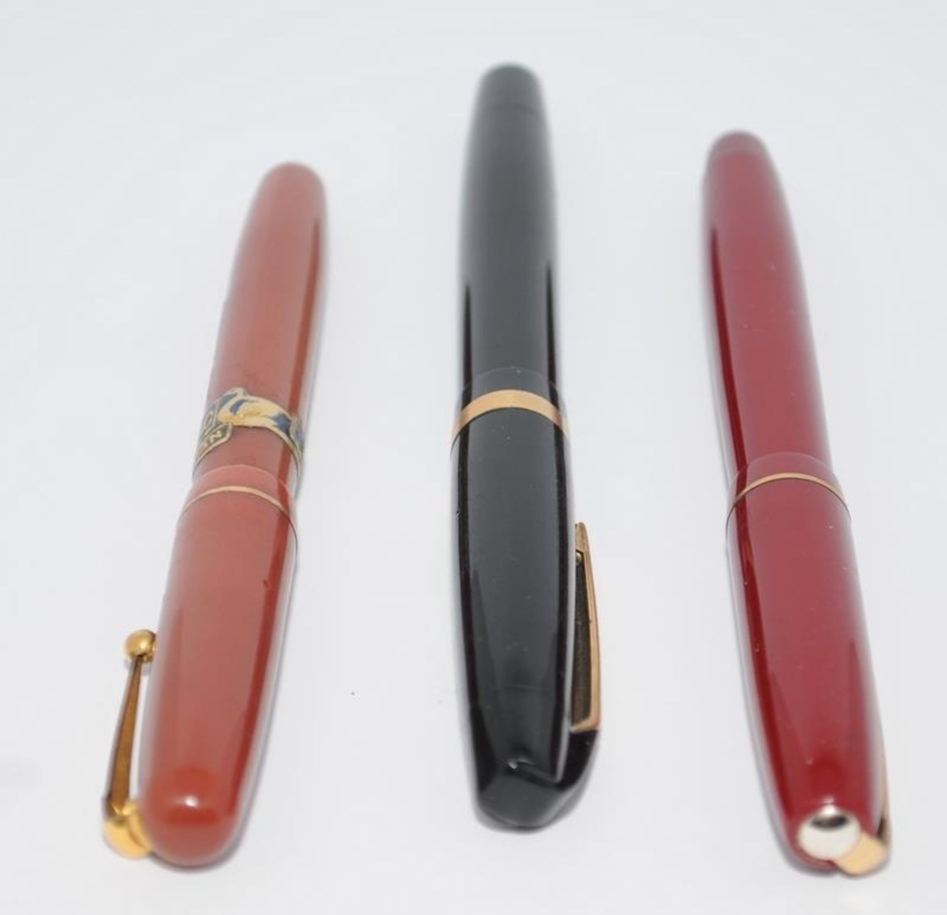 Three vintage Swan fountain pens to include a leverless black model c/w Swan H No.3 14ct nib, a - Image 2 of 6