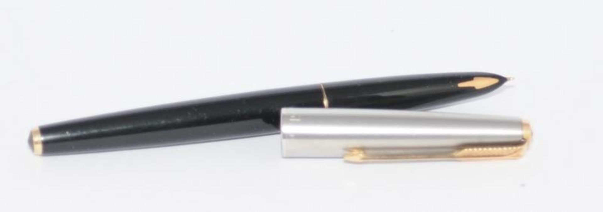 Pair of vintage boxed Parker pens to include a P61 black with rainbow cap and a Parker 61 black De - Image 3 of 5