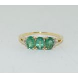 9ct gold Zambian emerald white sapphire ring size P