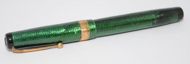 Swan L410/88 green lizard skin leverless fountain pen c/w Swan No.4 14ct gold nib. Ref. CBK364