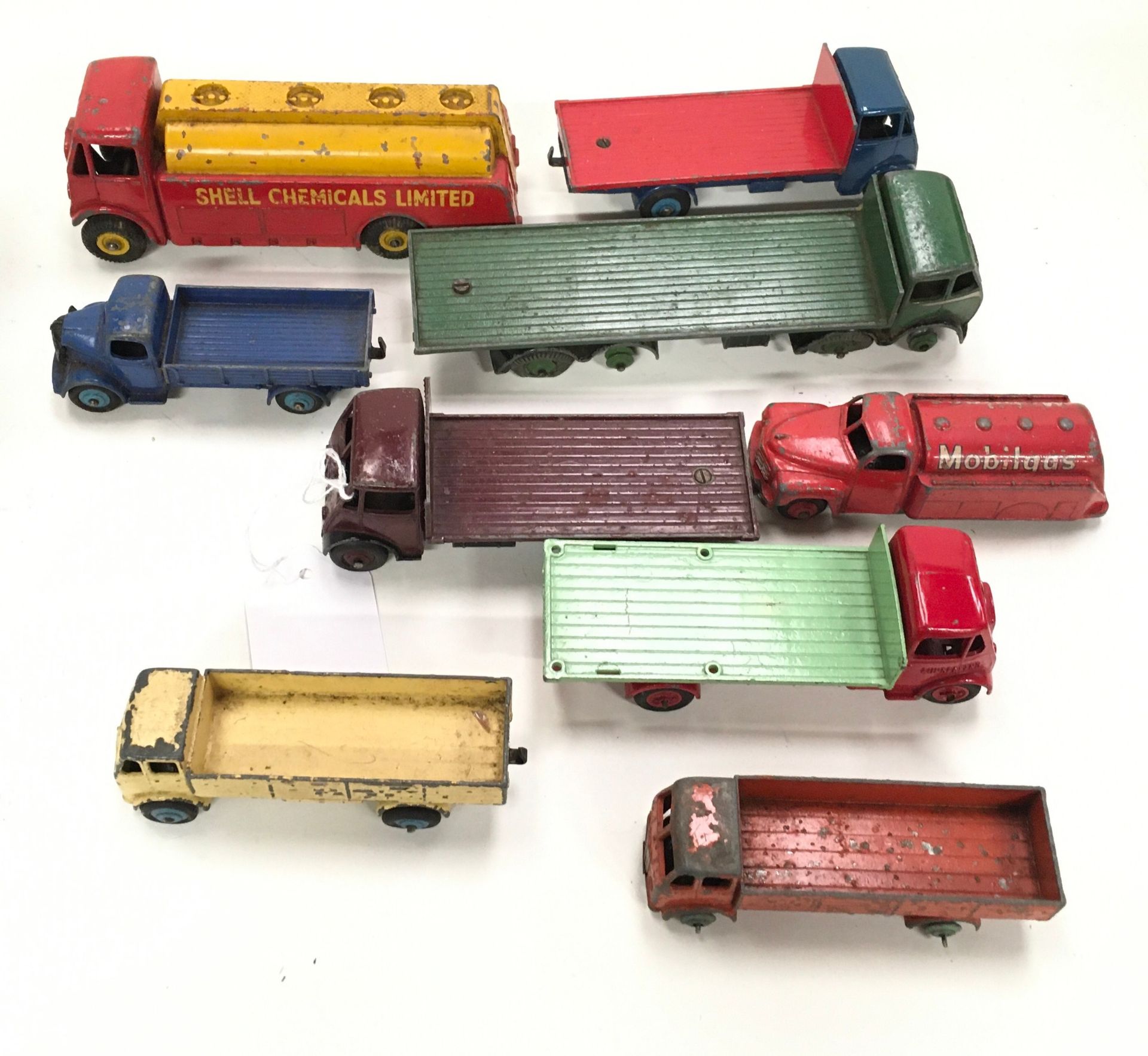 Dinky lorry group to include Guy, Foden, AEC Monarch, Austin and others and a Benbros lorry with red - Image 2 of 3