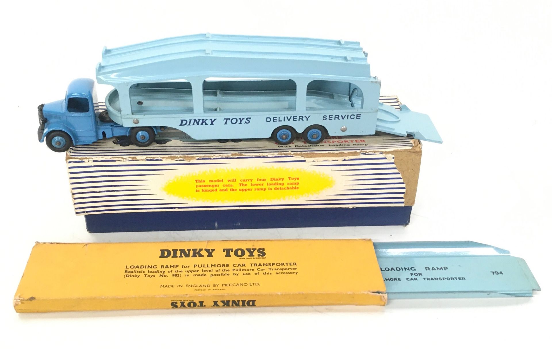Dinky 982 Bedford Pullmore Car Transporter mid-blue cab and ridged hubs, light blue trailer