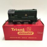 Triang R152 0-6-0 Diesel Shunter Green Livery. Excellent condition, boxed.