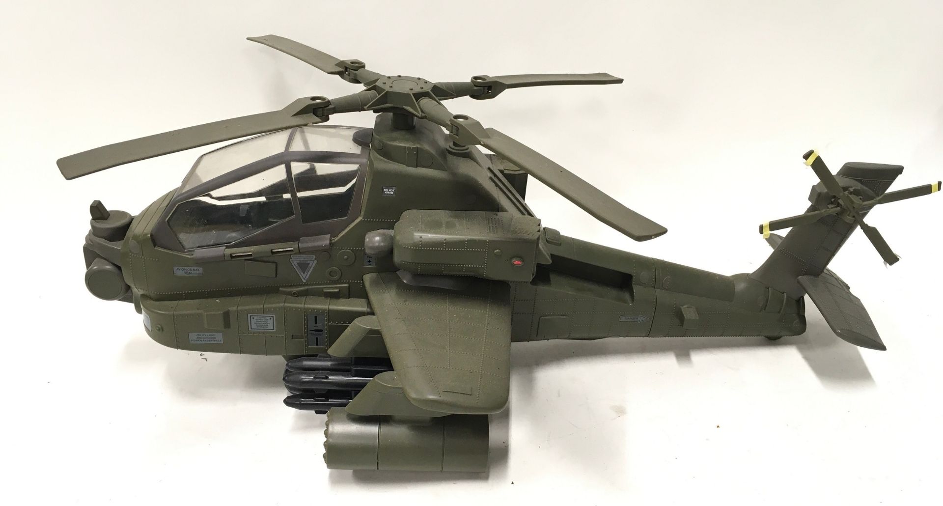 Large bundle of HM Armed Forces action figures and vehicles to include Helicopter, 2 x Tanks, - Image 4 of 10