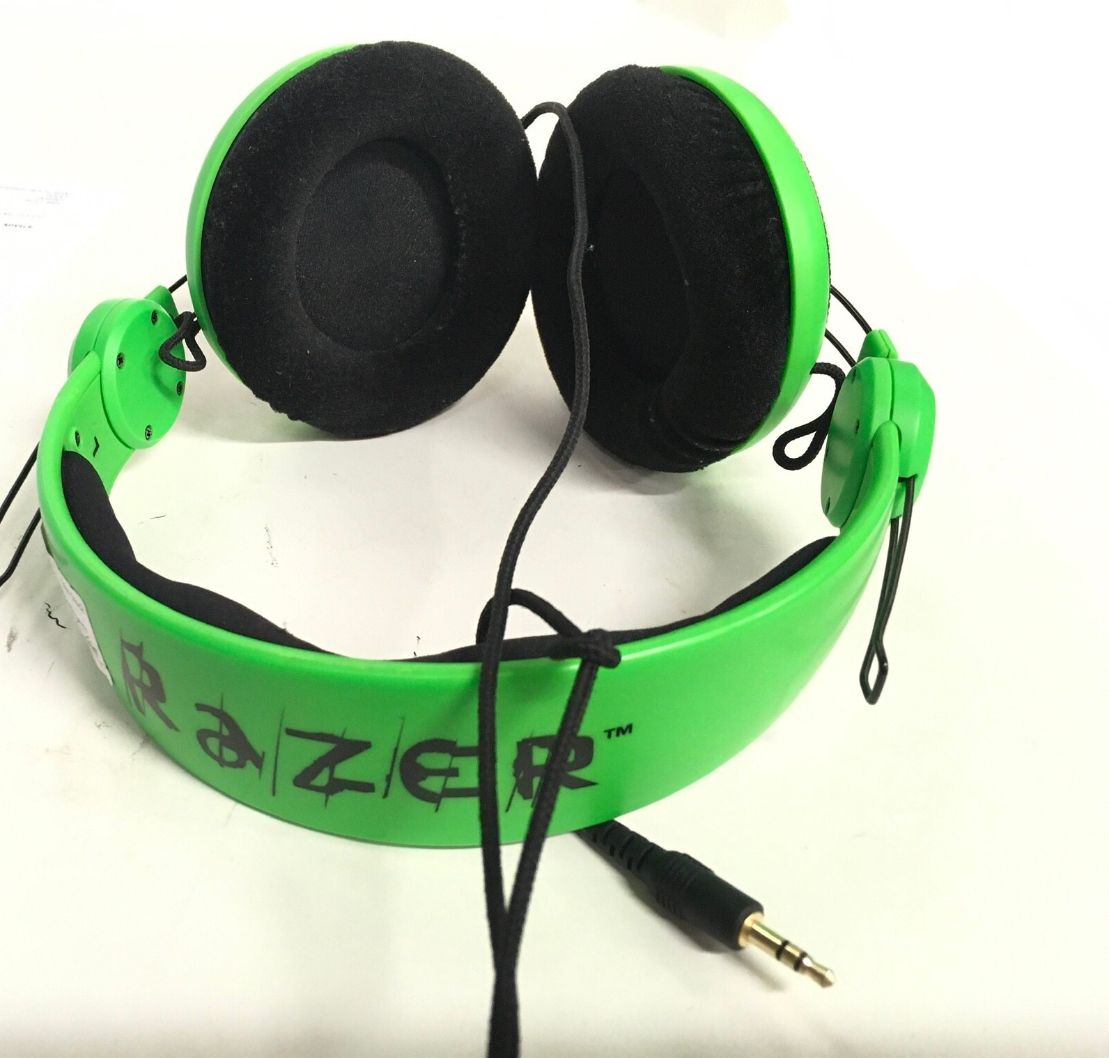 Box of Razer 3.5mm headphones. - Image 2 of 4