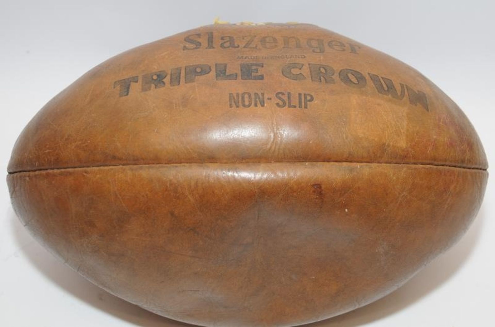 Mixed sports lot to include a vintage lace up Slazenger rugby ball and an England Rugby shirt signed - Image 4 of 8