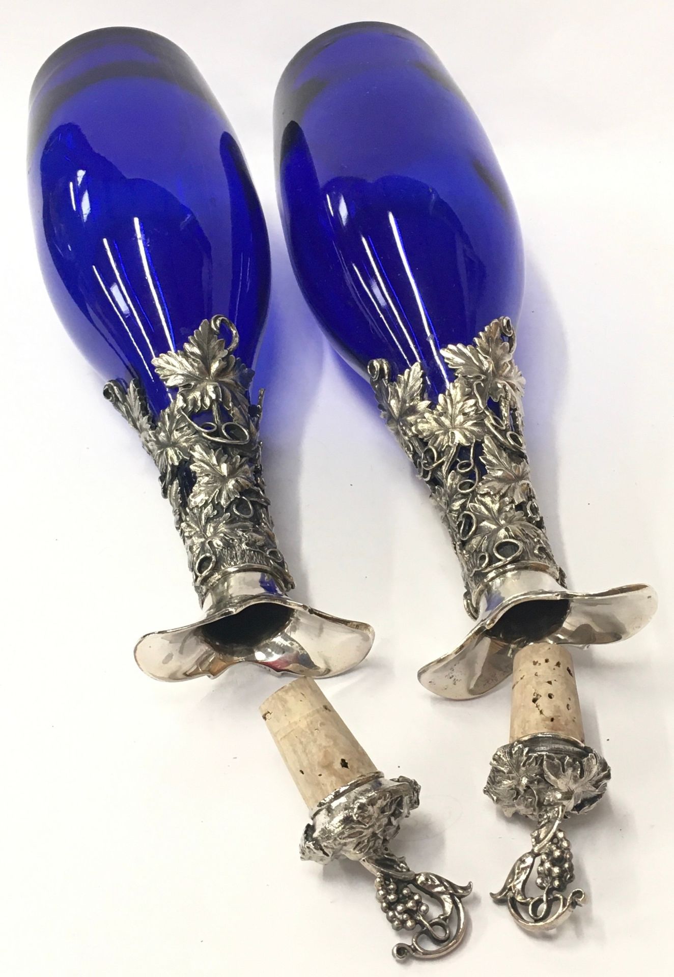 Pair of Bristol blue decanters with grape vine decoration to neck and stoppers - Image 4 of 4