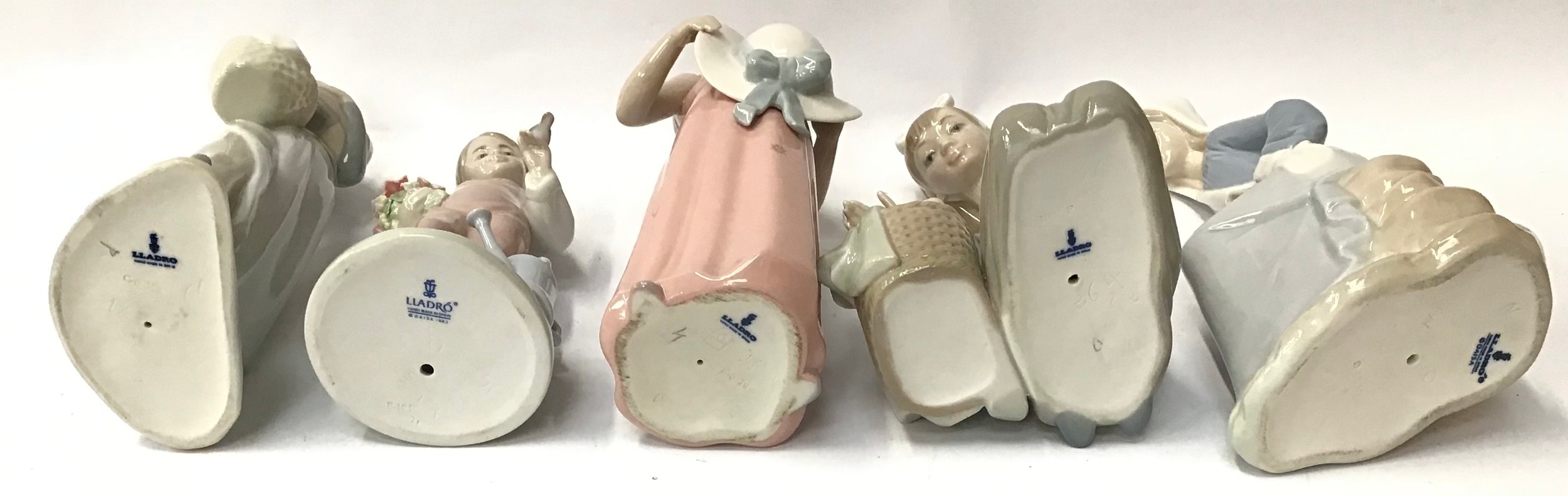 Lladro figures x 5 (unboxed) - Image 3 of 3