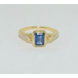 Silver gilt blue sapphire and white sapphire ring, N