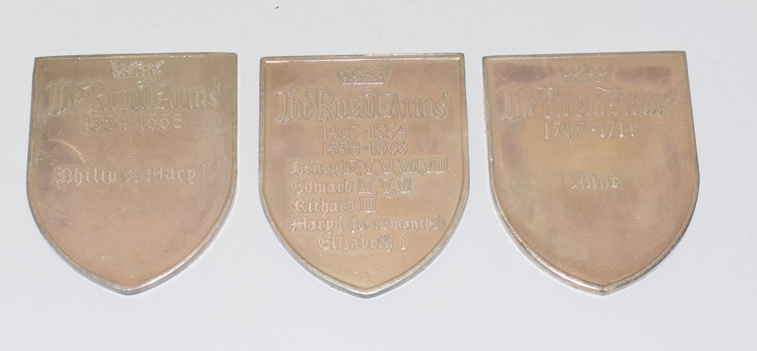 3 Solid Silver coat of arms shields 145g - Image 2 of 5