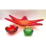 Three pieces of vintage Murano art glass to include a large tangerine splash centrepiece measuring