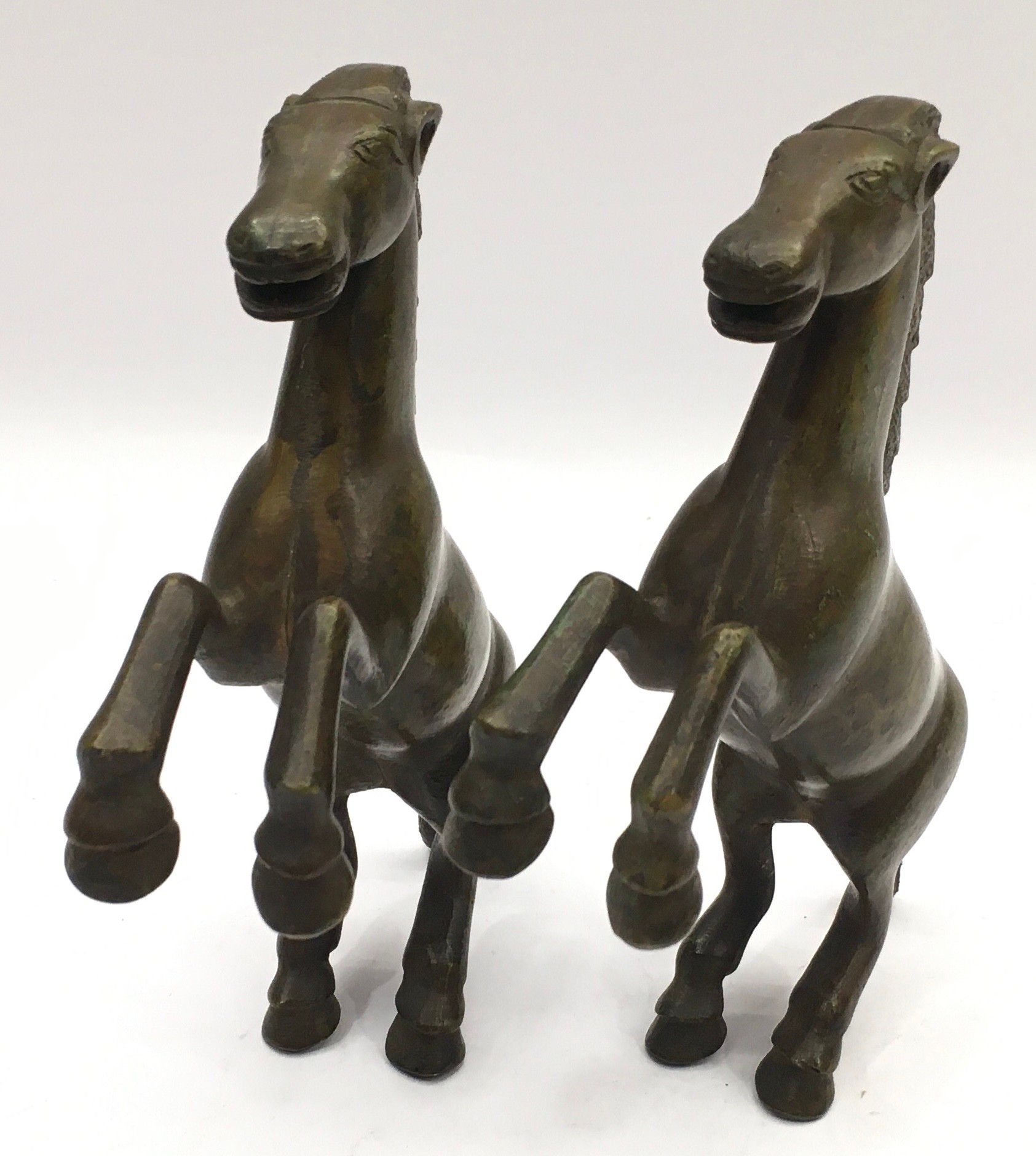 Pair of antique oriental bronze rearing horses. 16.5cms across - Bild 3 aus 4