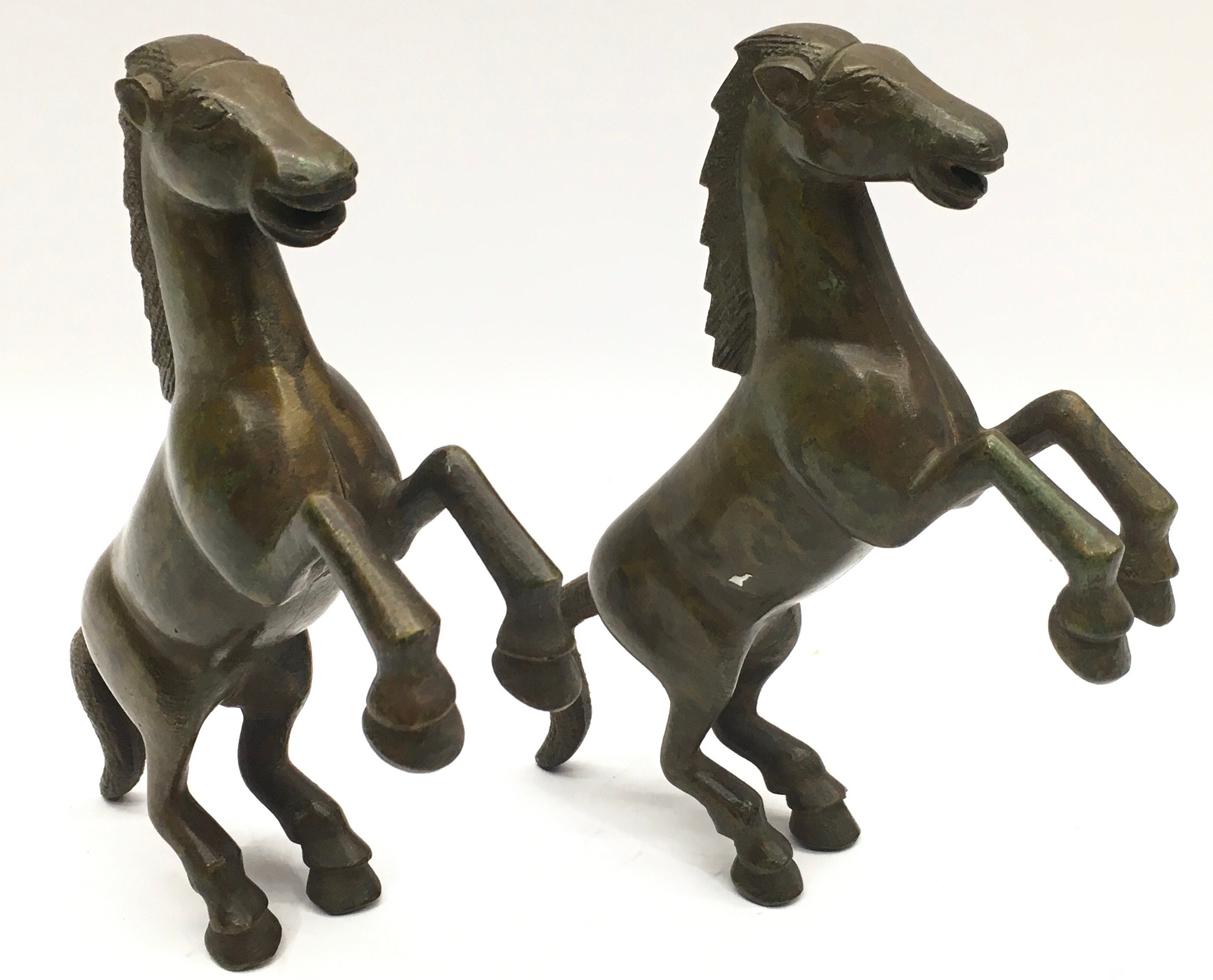 Pair of antique oriental bronze rearing horses. 16.5cms across - Bild 2 aus 4