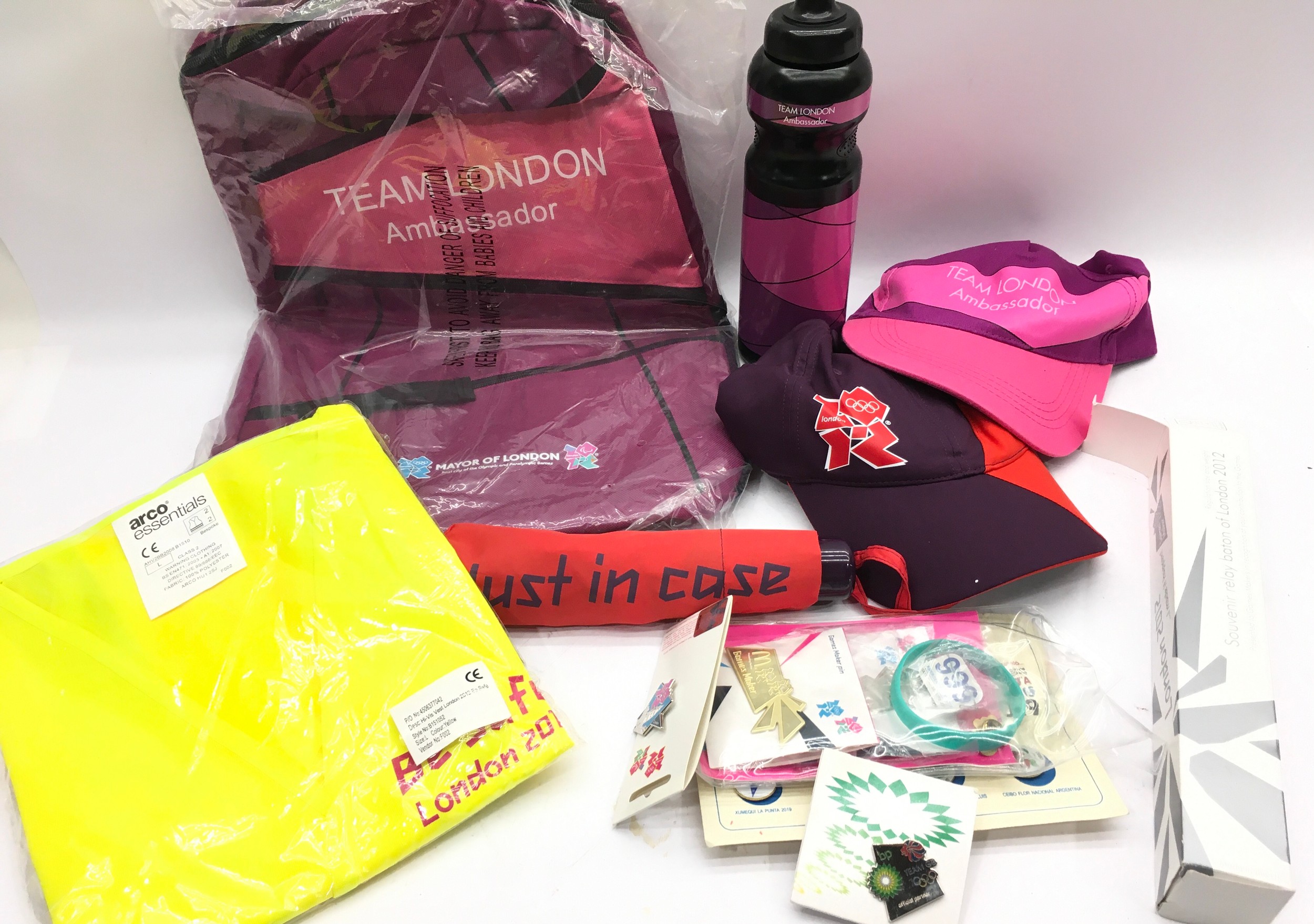 Collection of London 2012 Olympics Gamesmaker/Ambassador issued kit and other souvenir items to