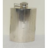 Silver hip flask with screw top and concave shape 162g