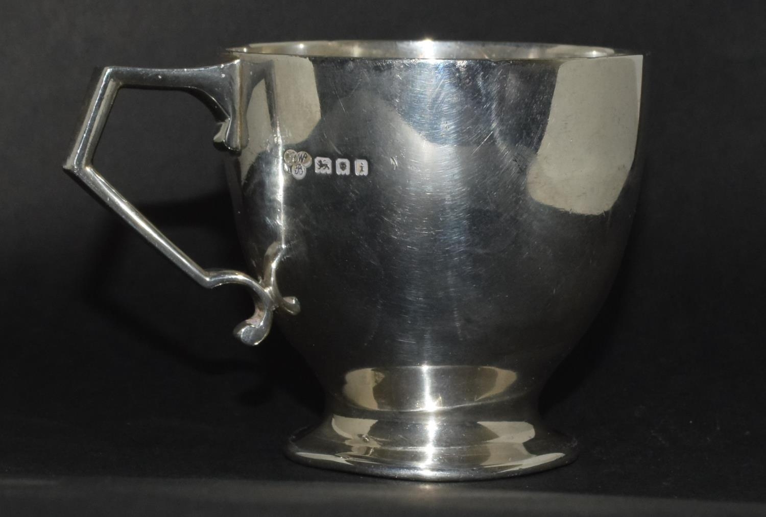 Silver christening cup Retailed my "Harrods" London 1924 7cm tall - Image 10 of 14