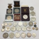 Mixed crowns and other coins to include American Dollars and commemorative coins