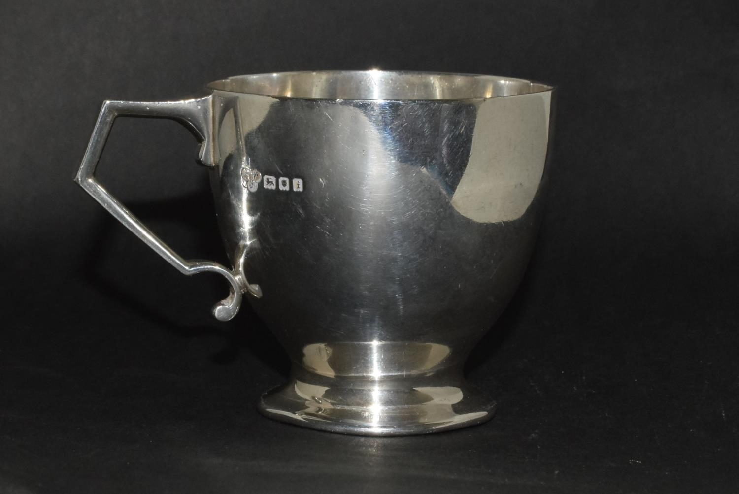 Silver christening cup Retailed my "Harrods" London 1924 7cm tall - Image 9 of 14