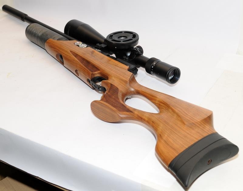 Daystate Wolverine .177 calibre air rifle with fitted Nikko Stirling Diamond scope c/w accessories - Image 4 of 6