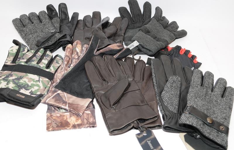 Eight pairs of mens gloves to include Harris Tweed and Real Tree camo examples. Most as new