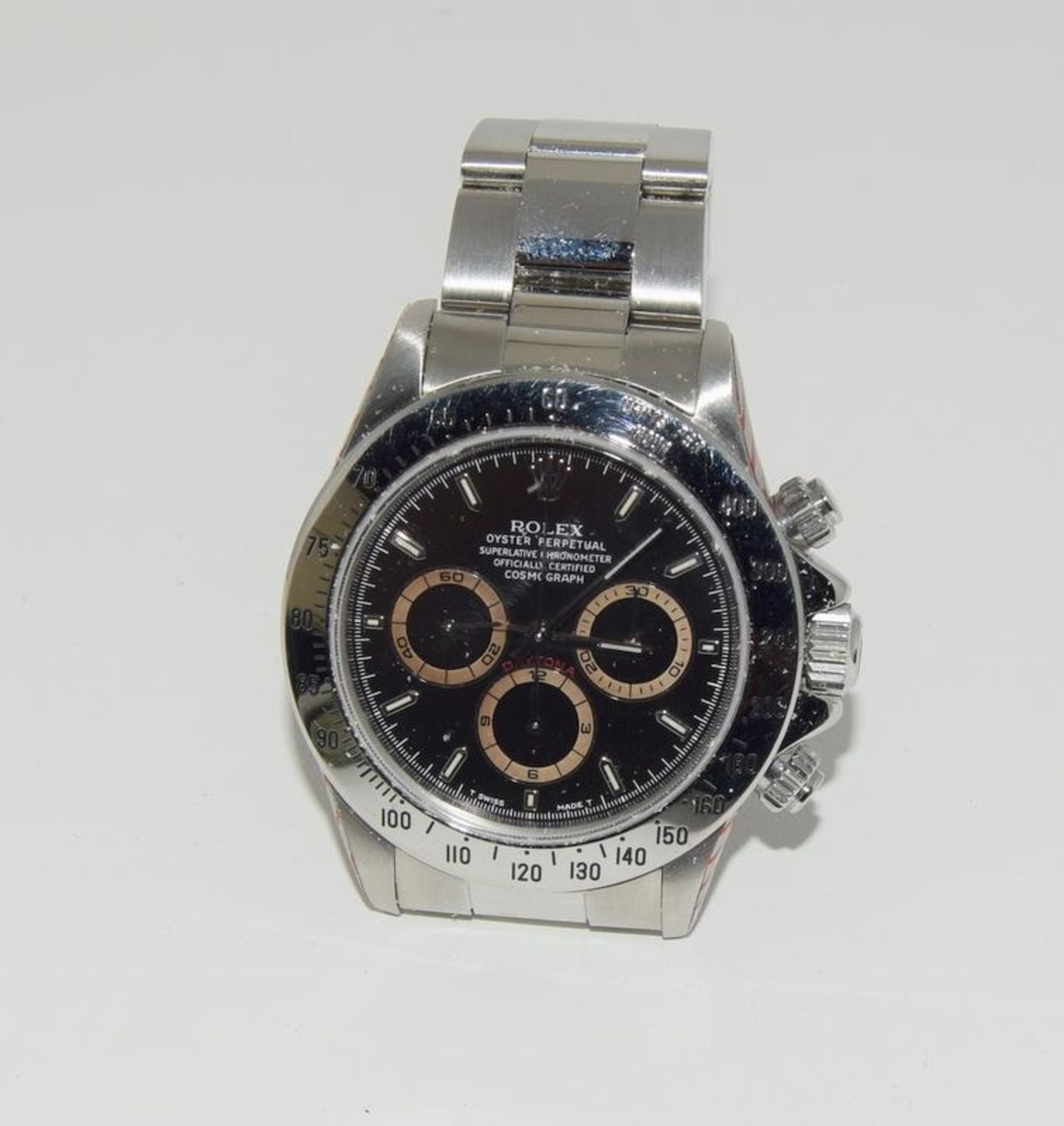 1997 Rolex Stainless steel Daytona with black dial, Model no. 16520, Box and Papers. (ref 16) - Image 9 of 10