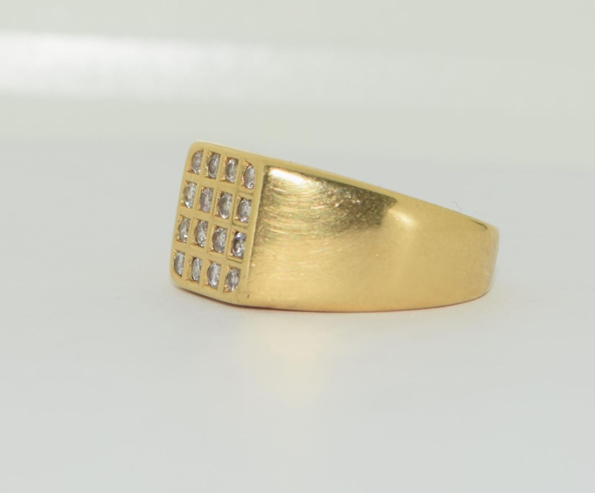 18ct gold gents diamond signet ring approx 80 pionts size S - Image 4 of 5