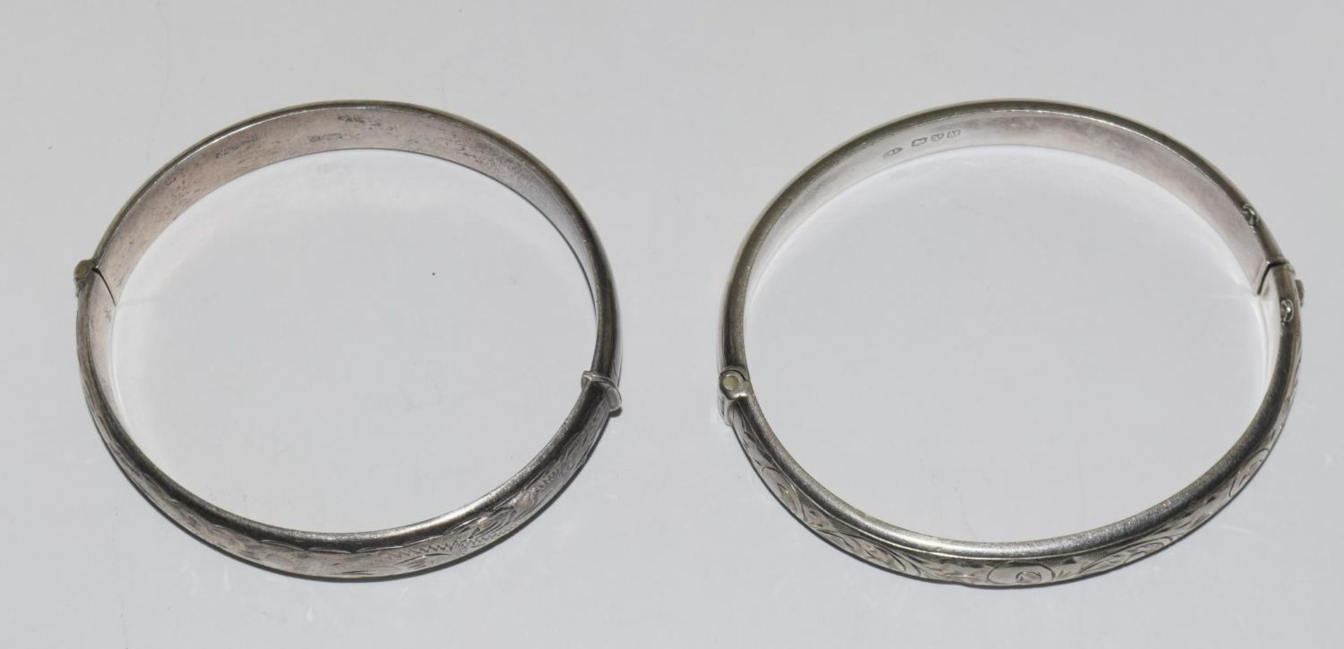 Two vintage silver bangles. - Image 2 of 3