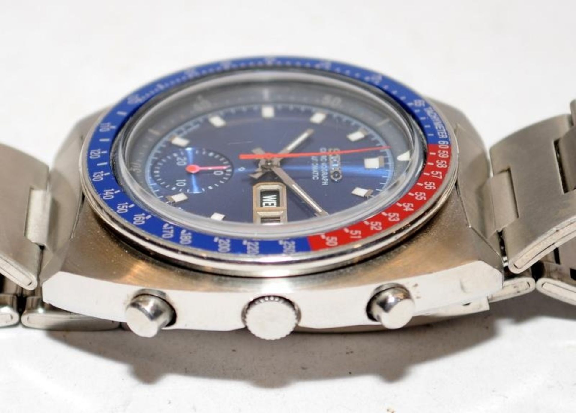 Vintage Seiko 'Blue Pogue' gents automatic chronograph, model ref 6139-6002, serial number dates - Image 3 of 4