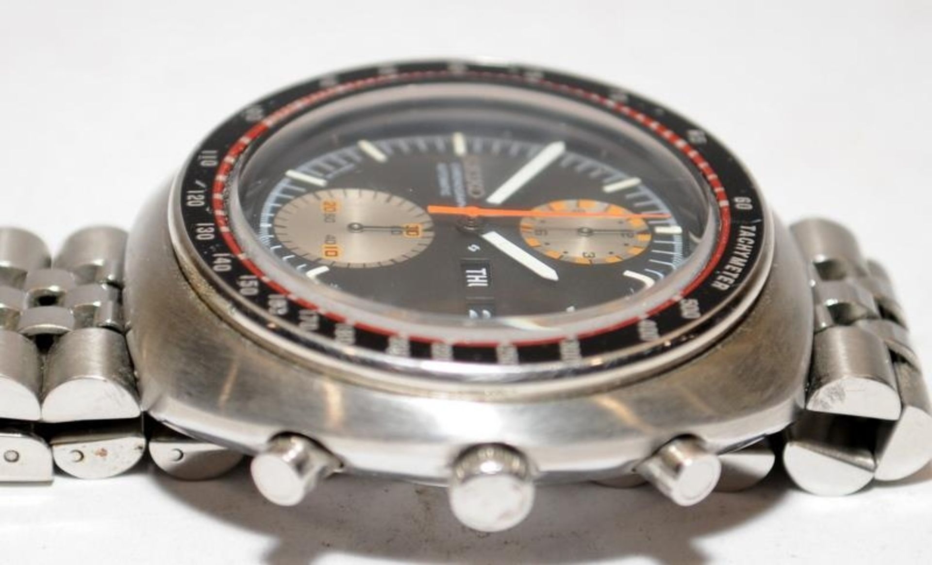 Vintage Seiko 'UFO' gents automatic chronograph, model ref 6138-0017, serial number dates this watch - Image 3 of 4