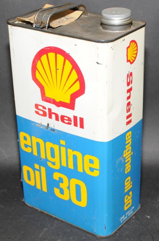 Collection of three vintage one gallon advertising oil cans to include BP Energol, Shell Engine - Image 3 of 4