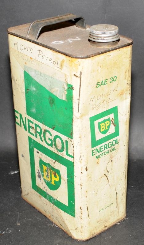 Collection of three vintage one gallon advertising oil cans to include BP Energol, Shell Engine - Image 2 of 4