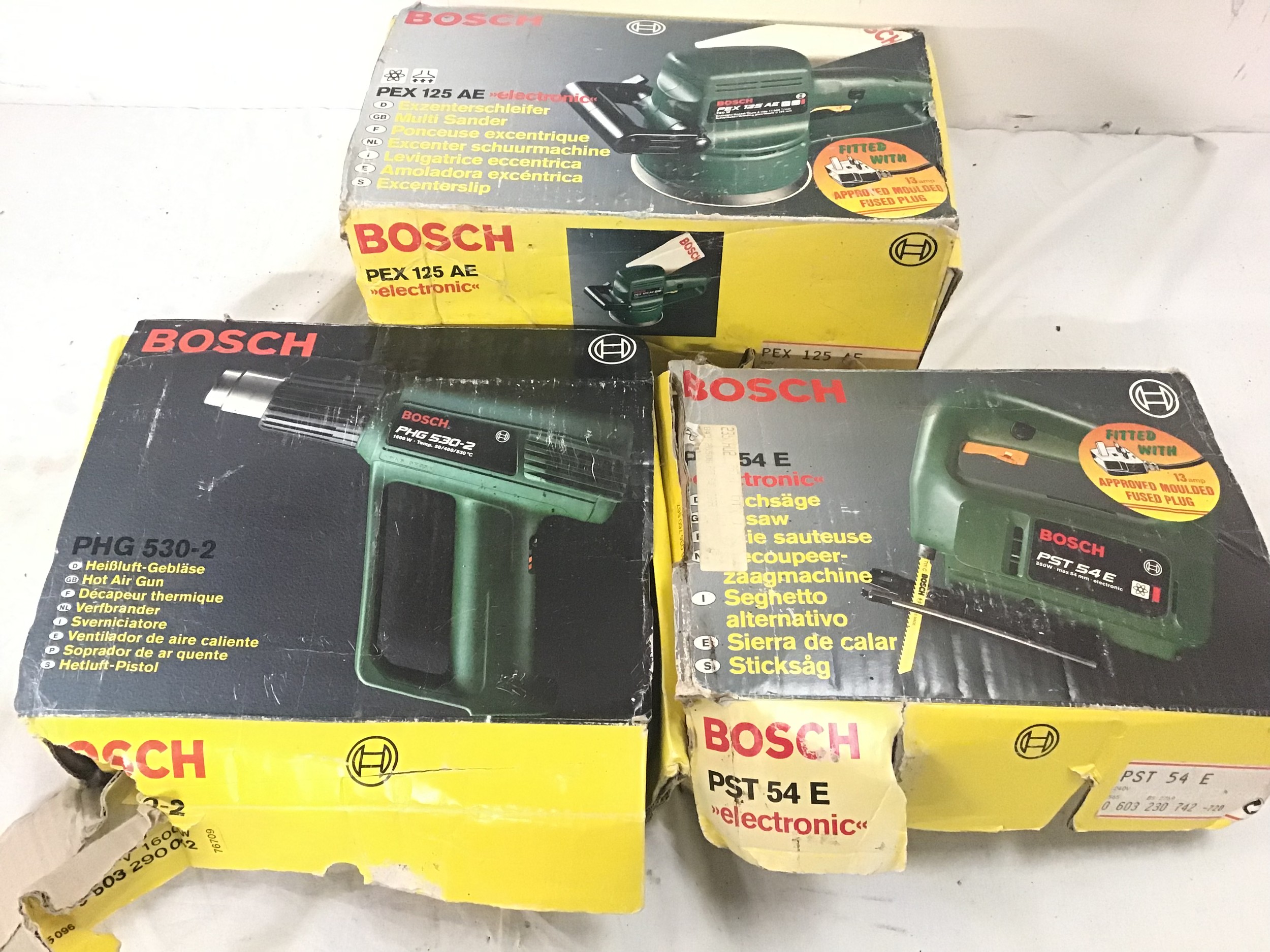 Bosch group of boxed tools to include jigsaw, multi sander and hot air gun. - Image 2 of 2