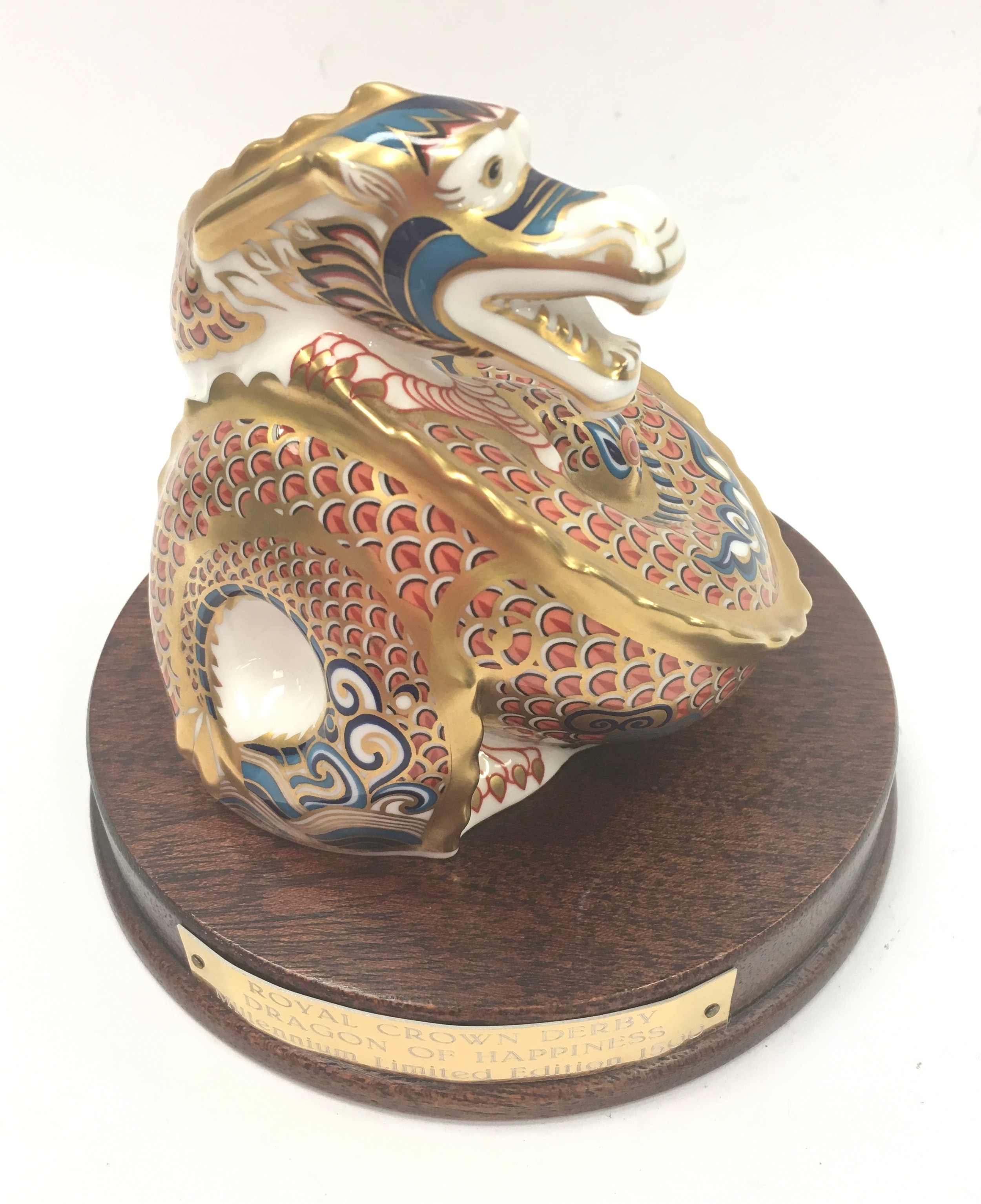 Royal Crown Derby paperweight: Dragon of Happiness, 2000, with gold stopper and base, Limited - Image 5 of 6