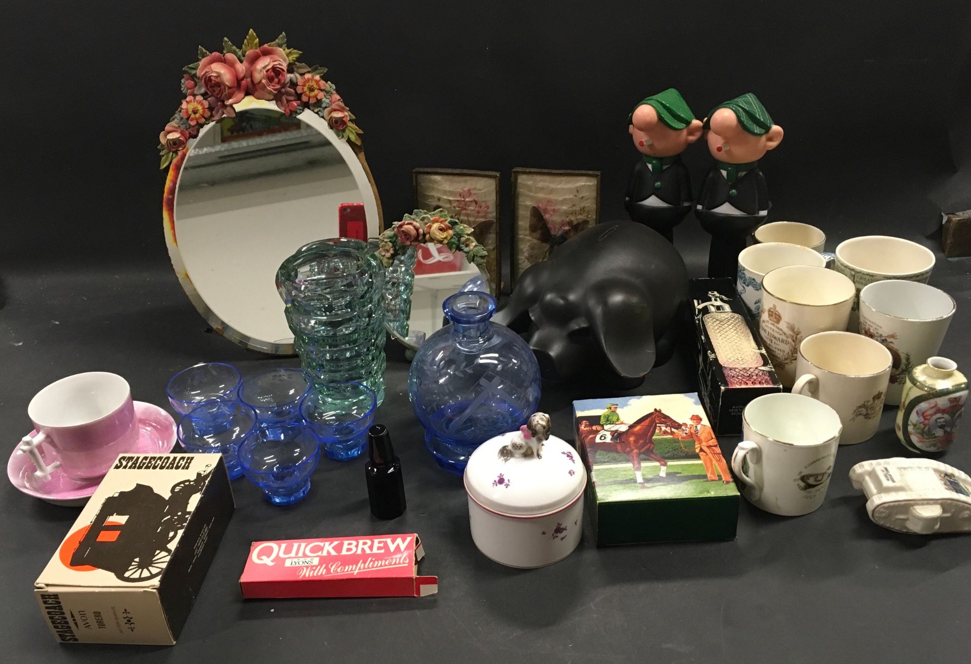 Mixed curios and chinaware to include large piggy bank, assorted glassware, Avon aftershaves,