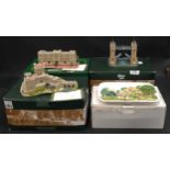 Lilliput Lane: Boxed collection to include Tower Bridge, Eileen Donan Castle, Buckingham Palace,