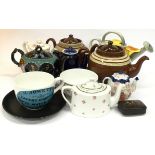 Mixed chinaware to include a collection of teapots and a Portmerion cup and saucer.