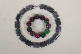 A red and green bi colour hardstone beaded bracelet, and a faceted grey hardstone necklace, 18" long