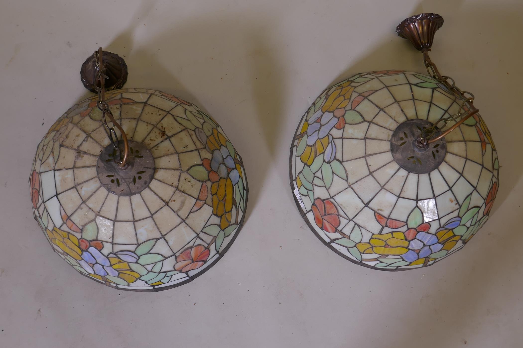 A pair of Tiffany style glass ceiling lamp shades, 15" diameter x 10" high - Image 2 of 3