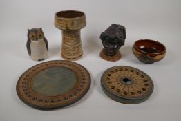 A collection of assorted studio pottery, including an Oxshott Pottery vase by Denise Wren, a Bryan