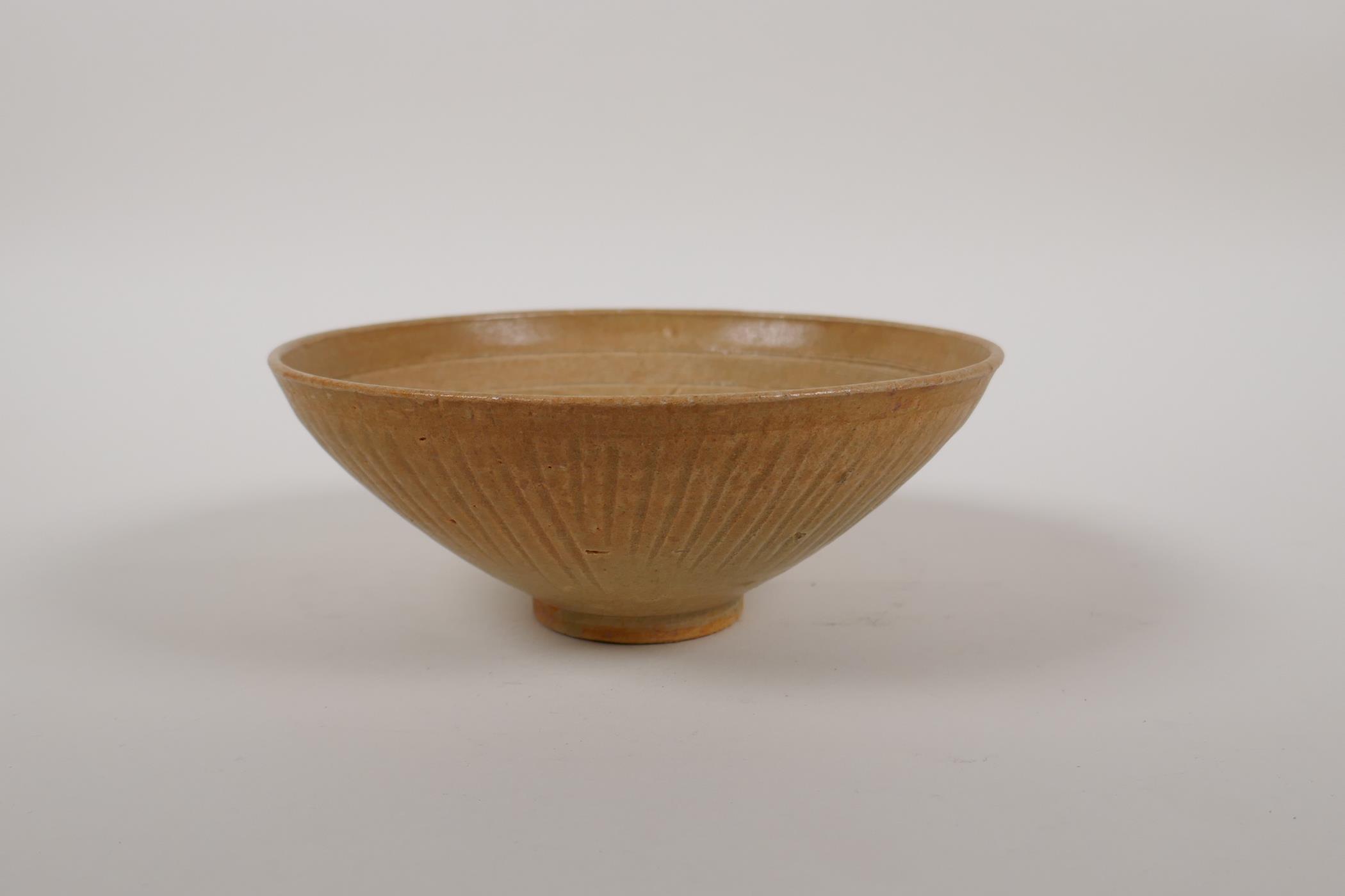 A Chinese song style pottery dish with a thin celadon glaze and incised decorative pattern, 6" - Image 4 of 5