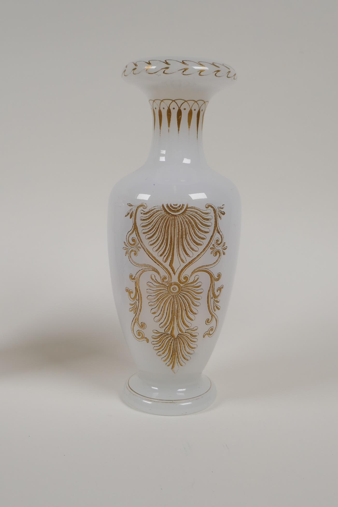 A pair of C19th Richardson Opaline glass vases with classical Grecian decoration and gilt - Image 5 of 18