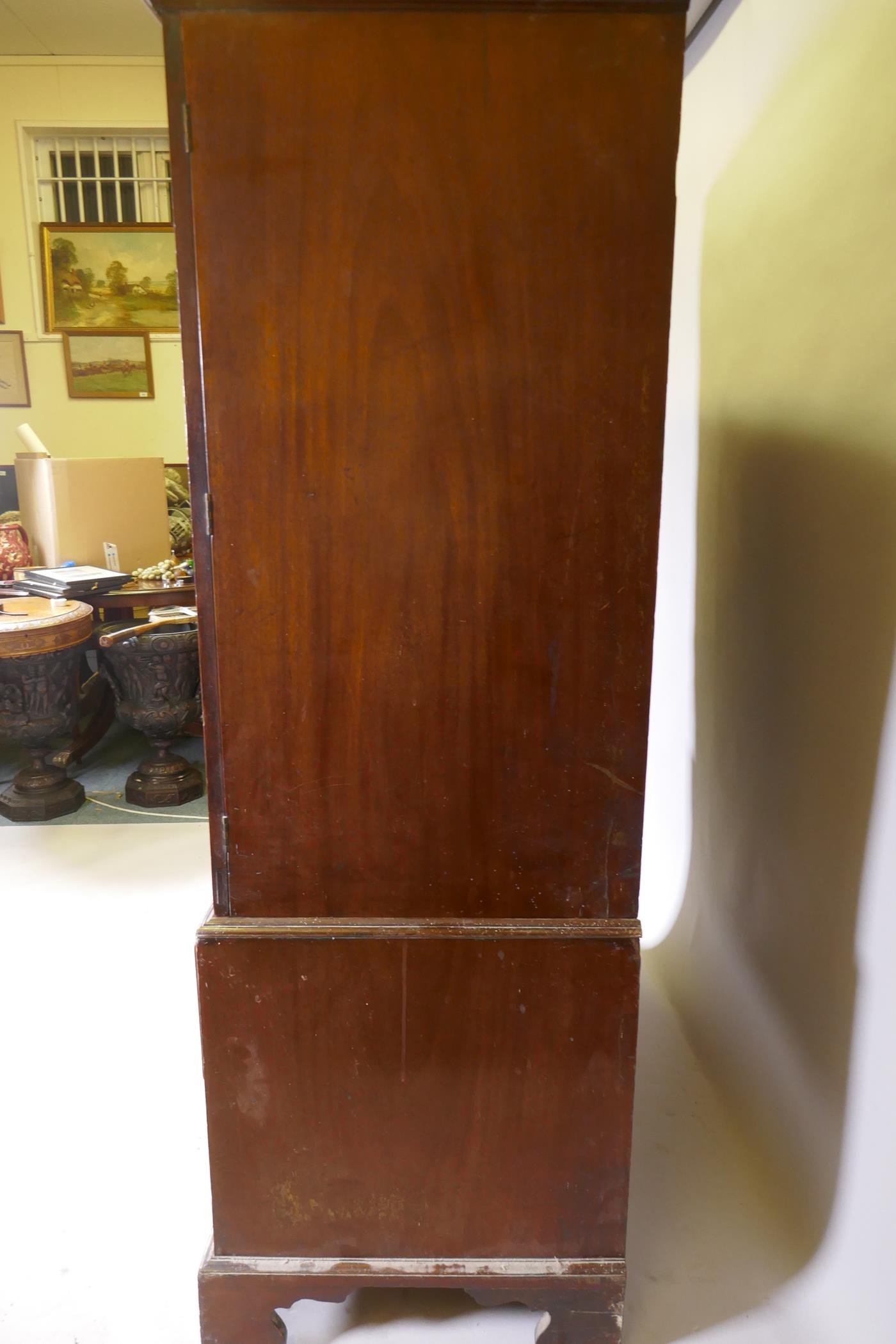 A George III mahogany linen press of small proportions, the doors and drawers with crossbanded inlay - Image 5 of 6