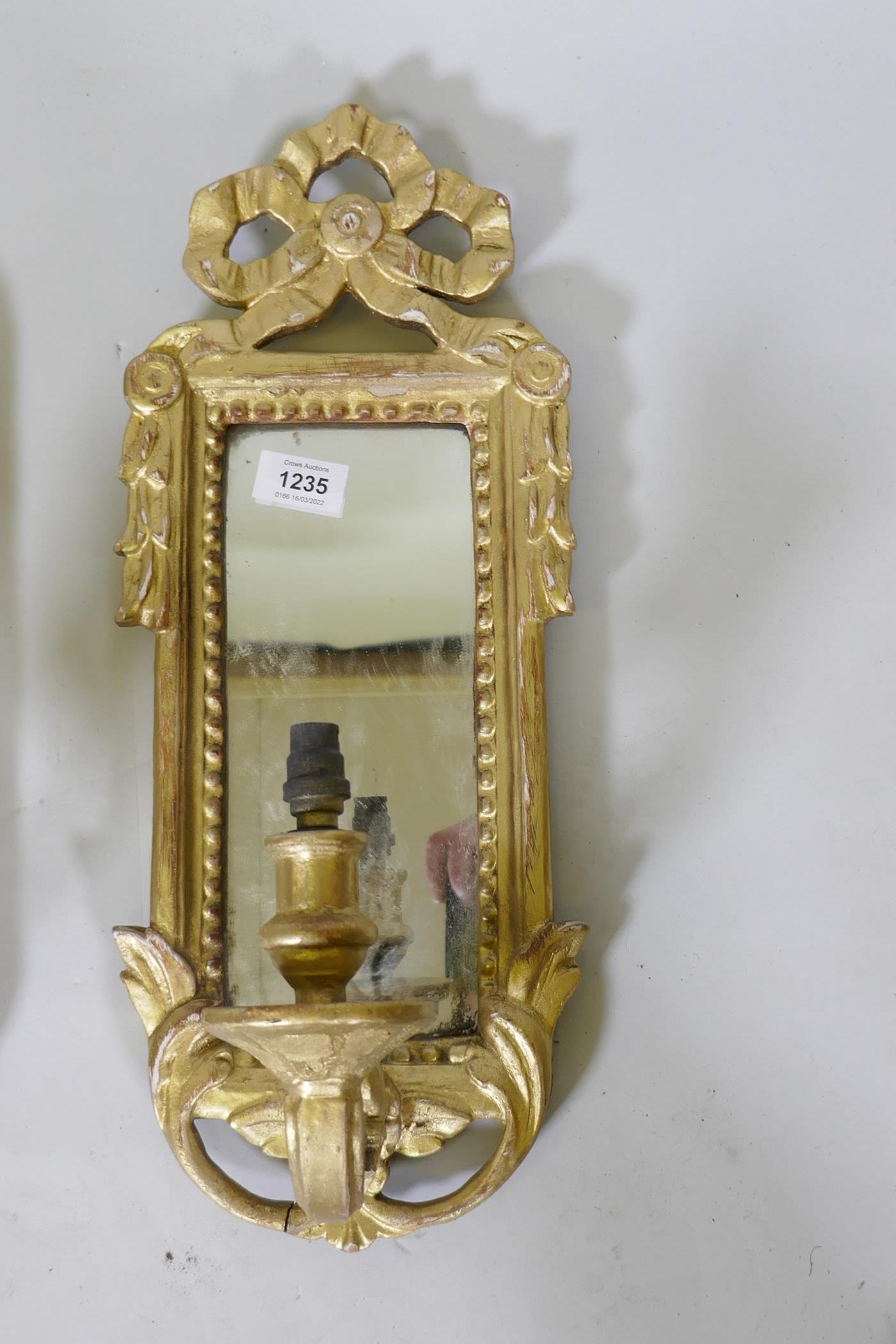 A vintage Italian carved gilt wood wall sconce, 19" long, and another - Image 3 of 5
