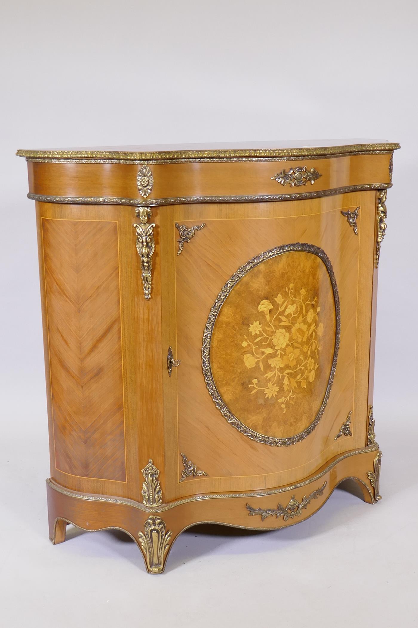A French style tulipwood serpentine fronted cabinet with marquetry inlaid decoration and brass - Image 9 of 9