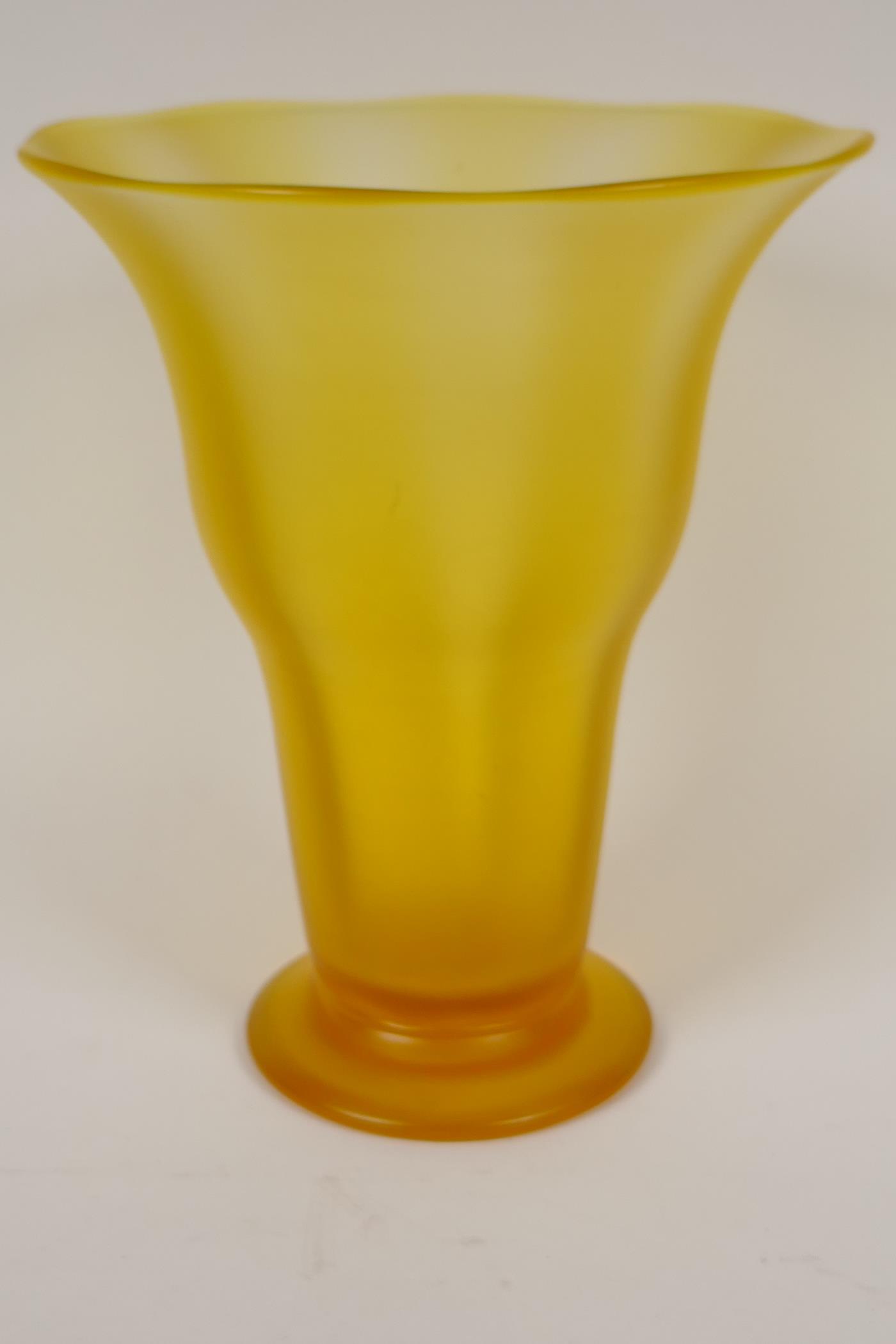 A Thomas Webb uranium vase, 9½" high - Image 3 of 3