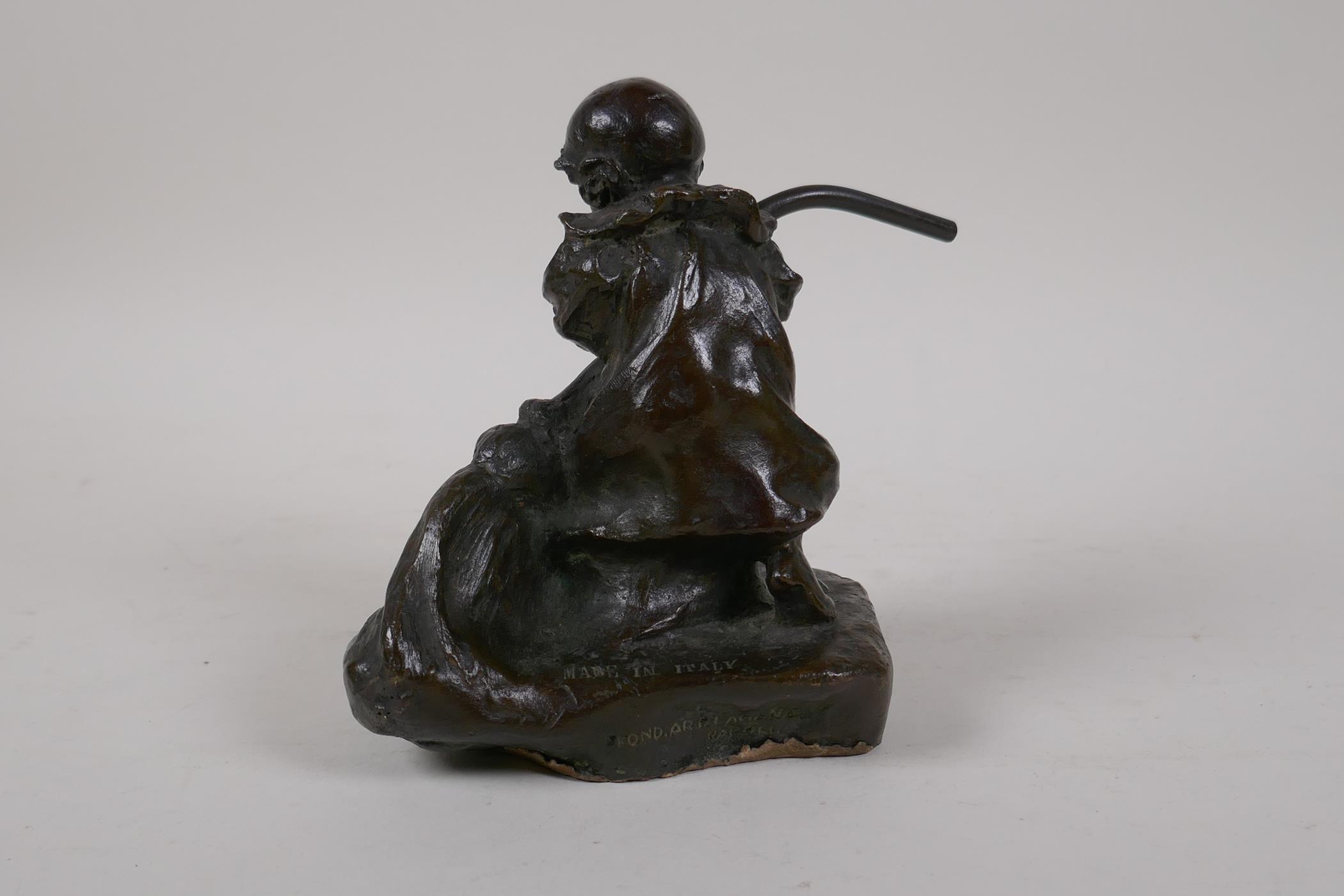 An Italian bronze figure of a young girl sweeping, signed E. Simone (Edgardo Simone), stamped ' - Image 5 of 8