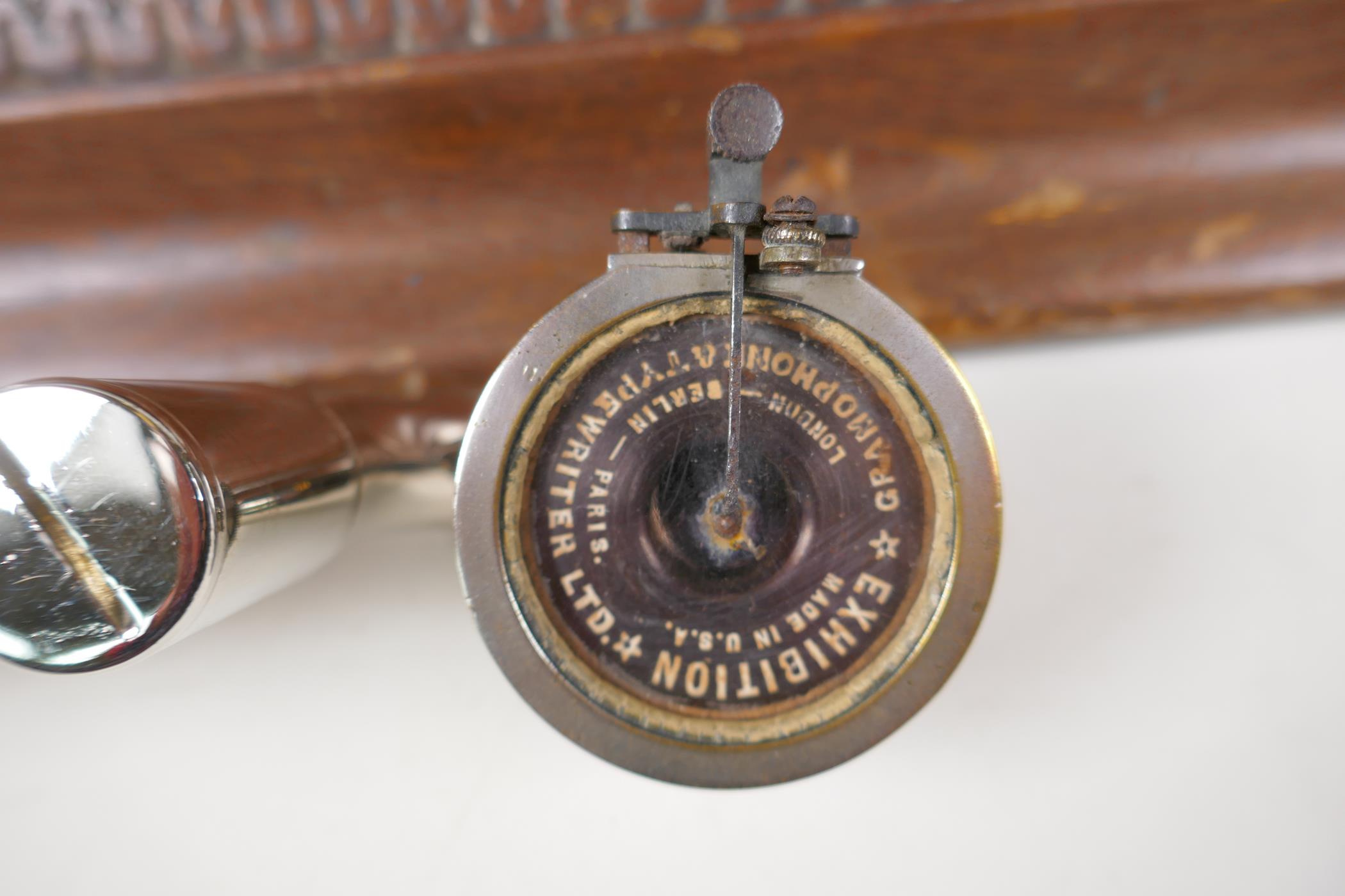 An antique horn gramaphone by The Gramaphone and Typewriter Company with angel trademark, part - Image 3 of 4