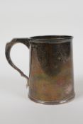 A hallmarked silver tankard by Henry Holland, London, 1864, 289g