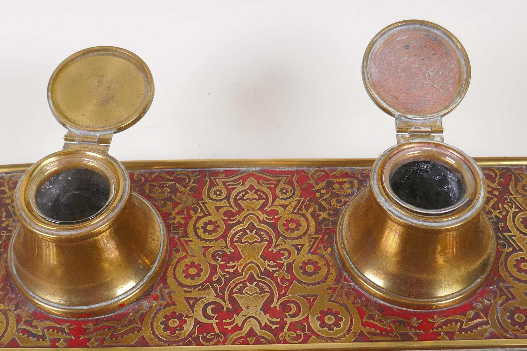 An embossed and lacquered brass boule style desk inkwell, 27cm wide - Image 2 of 4